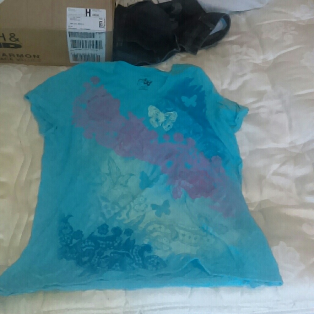 Short sleeve tee shirt