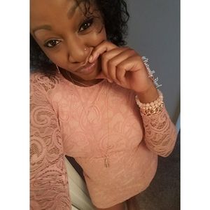 Meet your Posher, Pearl