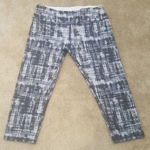 Womans RBX workout capri