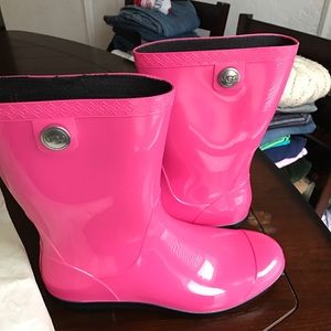 PINK UGG Sienna RAIN BOOTS