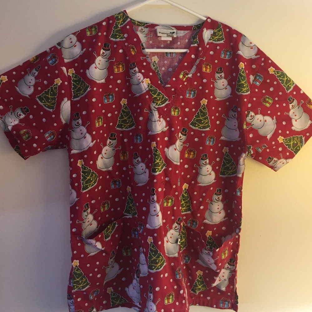 Scrubs top only-Christmas pattern