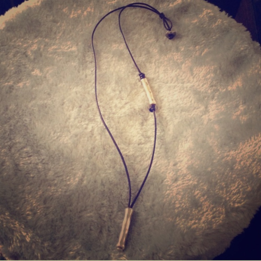 Uno de 50 black necklace