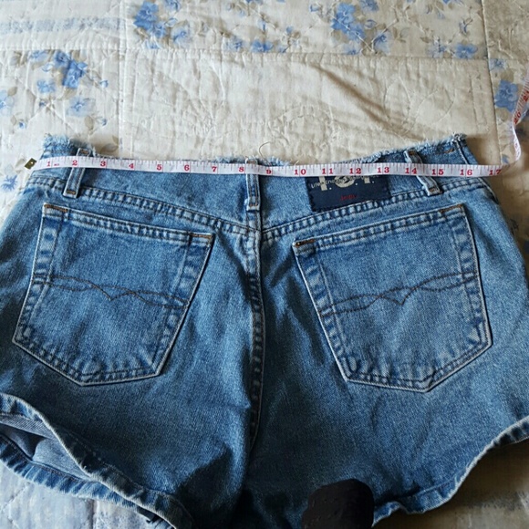 L.e.i. Jean shorts - Picture 3 of 4