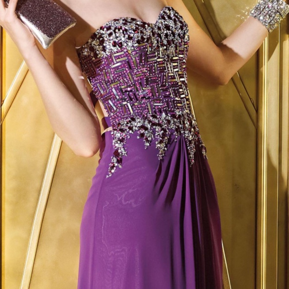 Beautiful Alyce Paris Prom
