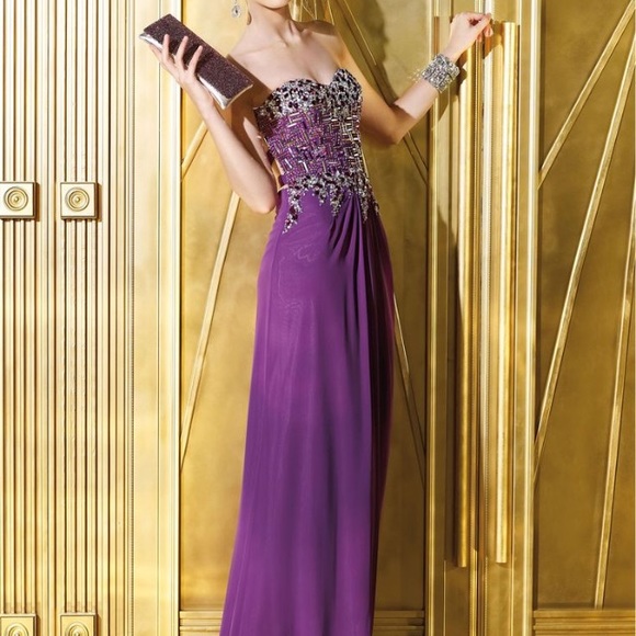 Beautiful Alyce Paris Prom - Picture 2 of 2