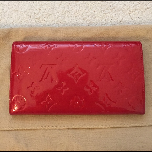 100% Authentic Louis Vuitton Sarah Wallet - Picture 2 of 4