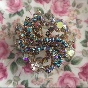 Vintage rhinestone brooch