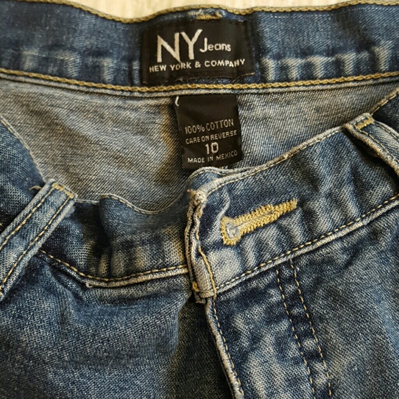 New York & Co. Jean shorts - Picture 2 of 3