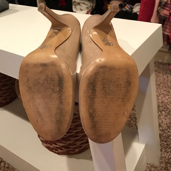 Nine West nude heels size 7 - Picture 4 of 4