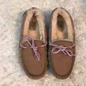 💥UGG Slippers Size 7!💥