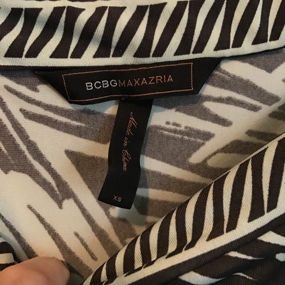 BCBGMaxAzria Top - Picture 3 of 4