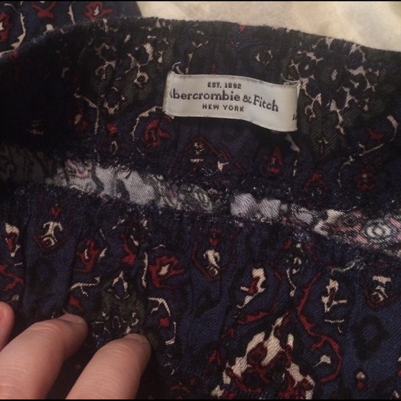 Abercrombie and Fitch soft pants - Picture 3 of 4