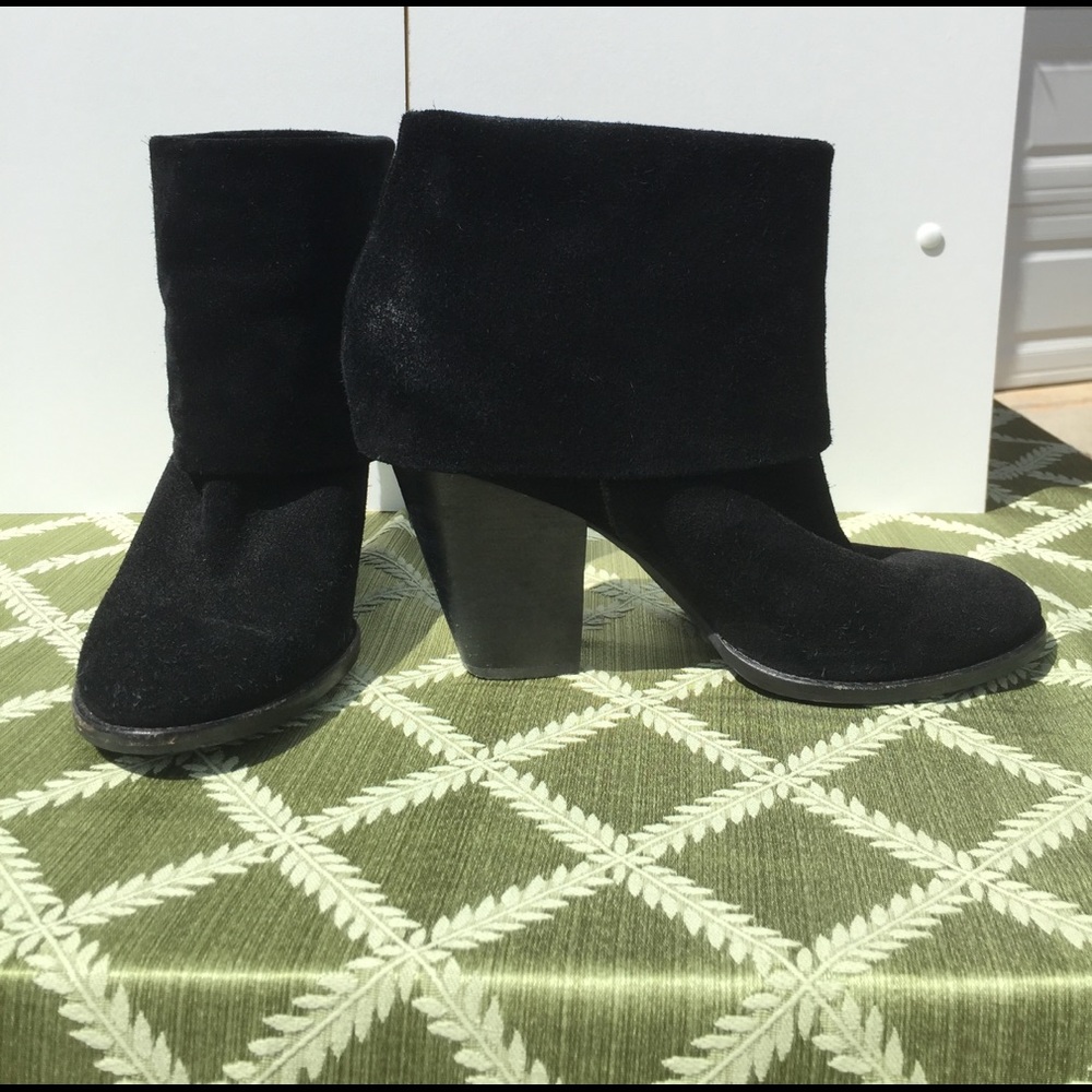 Vince Camuto Booties