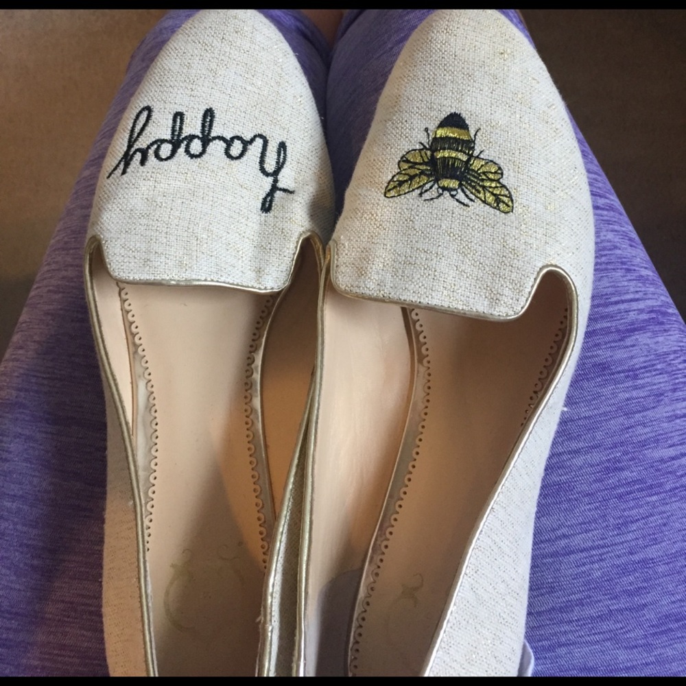 C. wonder flats