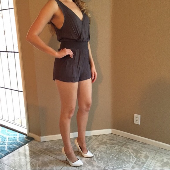 •LAST TWO• Charcoal Crepe Synched Surplice Romper - Picture 4 of 4