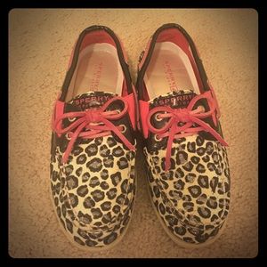 Little Girls Sperry's size 13. Worn once-no box