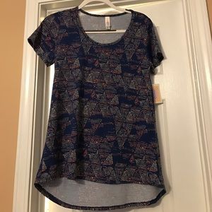NWT LULAROE CLASSIC T