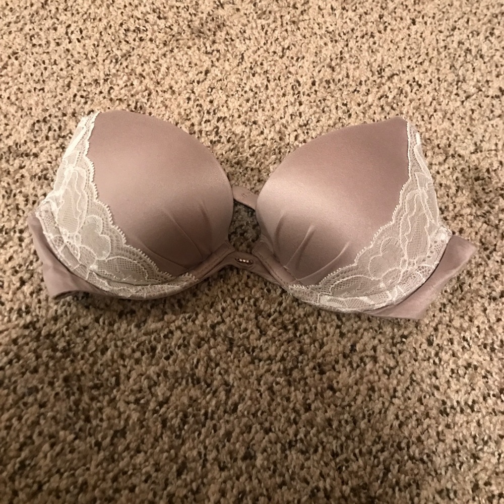 Victoria Secret Fabulous Bra