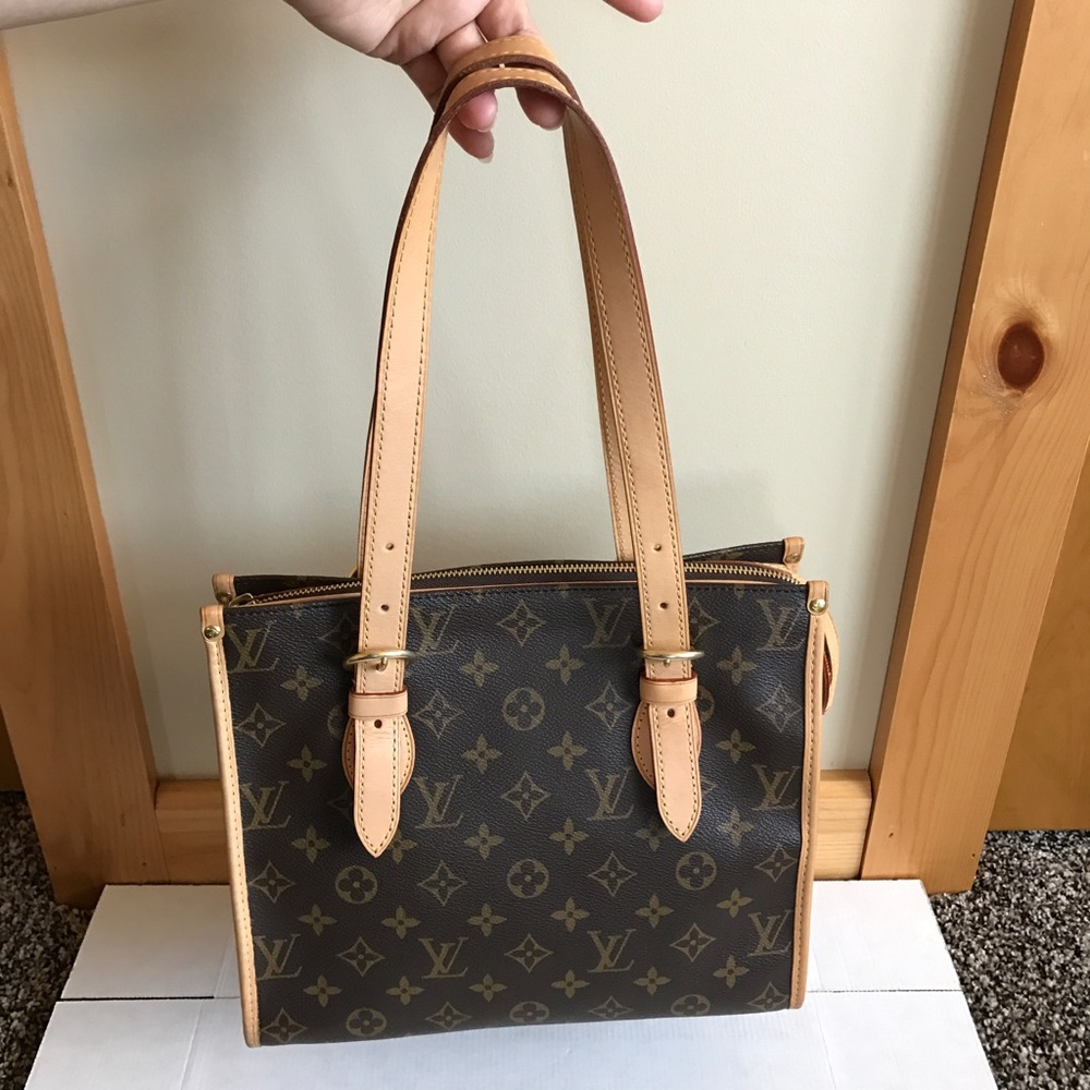 100% Auth Louis Vuitton Monogram Shoulder Bag