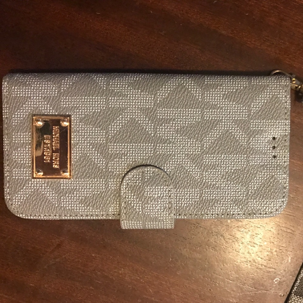 Iphone 6 plus micheal kors phone case