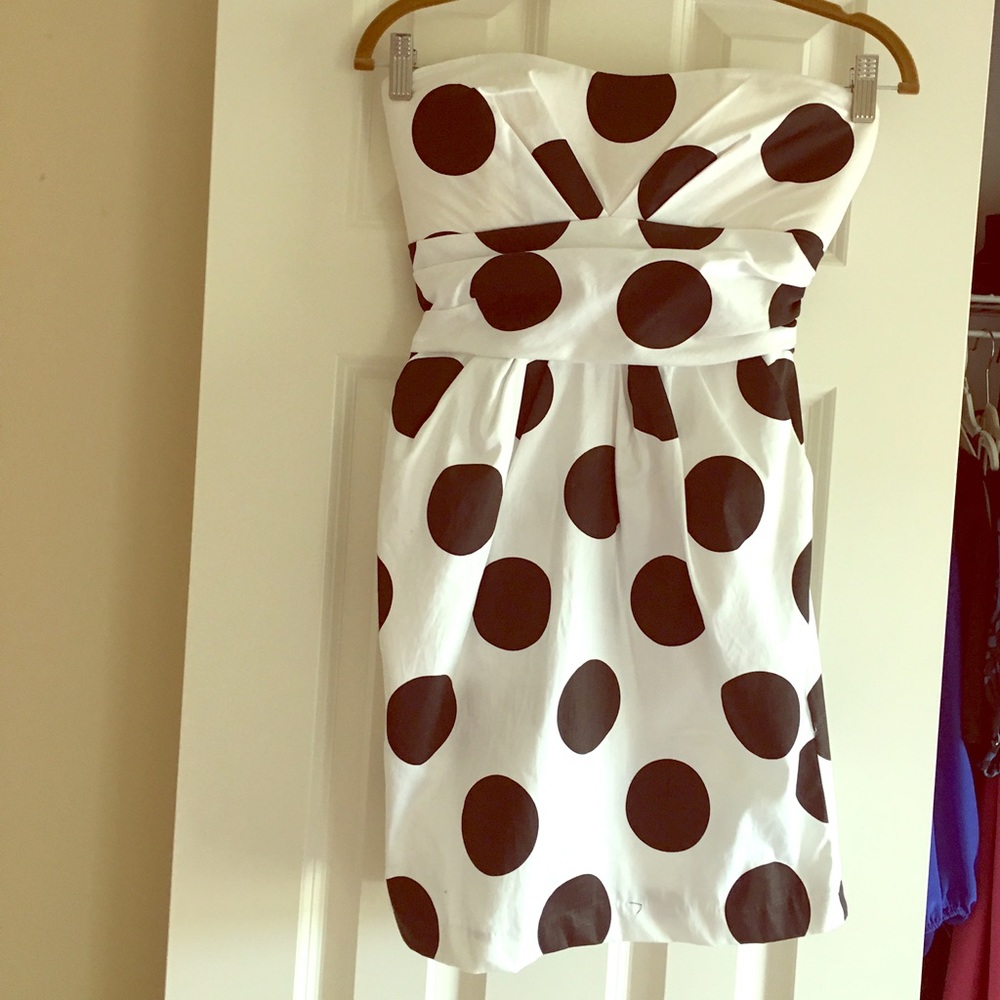 Black/white polka dots strapless dress. Size S