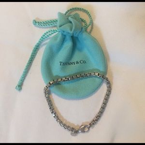 Beautiful Tiffany link bracelet