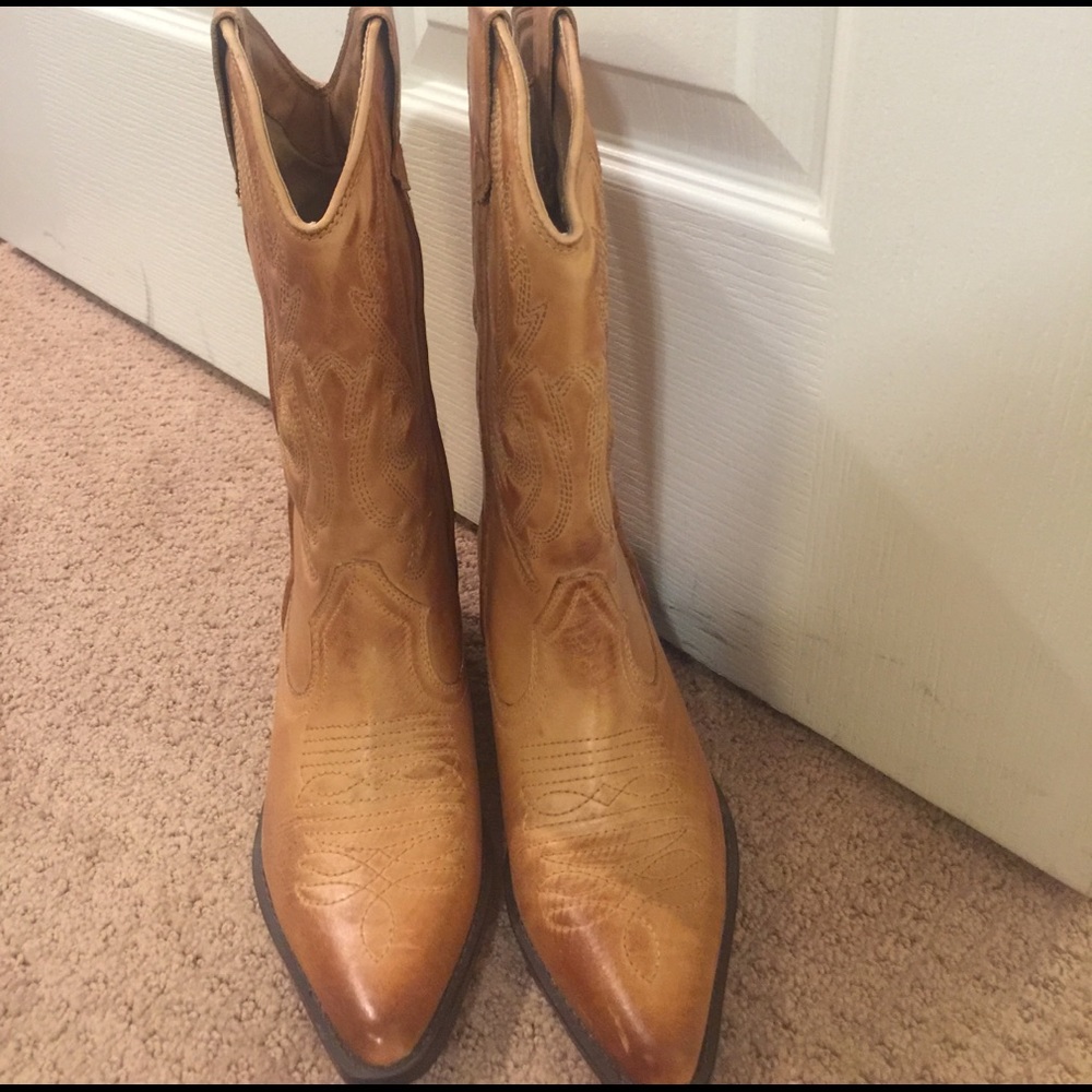 Also cowboy boots. Brand new.
