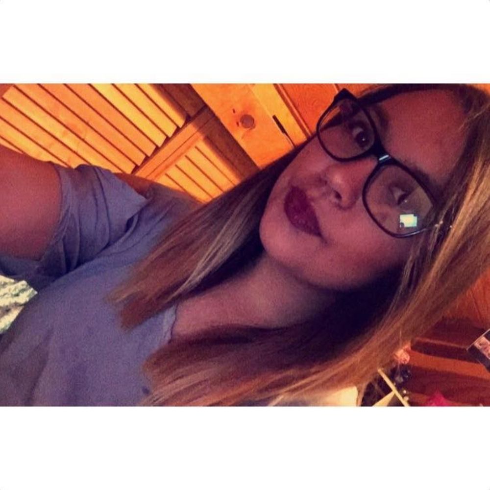 Meet your Posher, Kalia