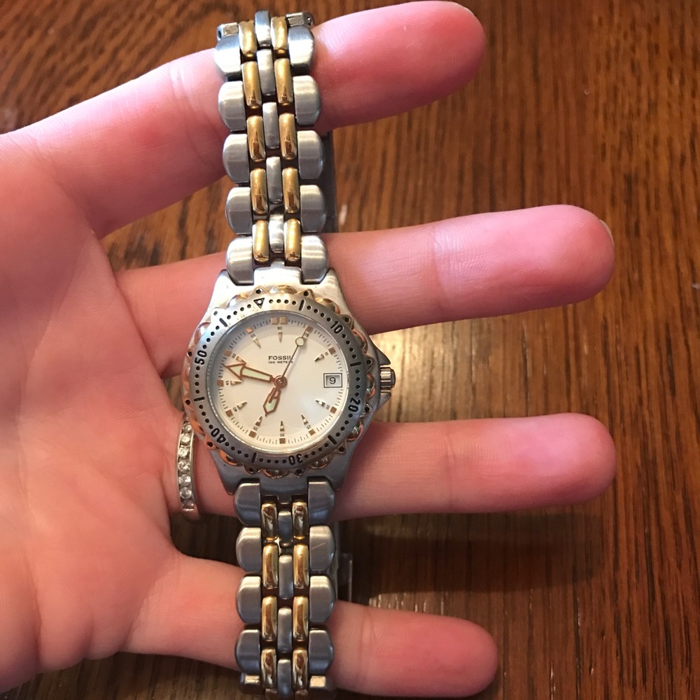 Fossil Watch gold and silver make offer🥂
