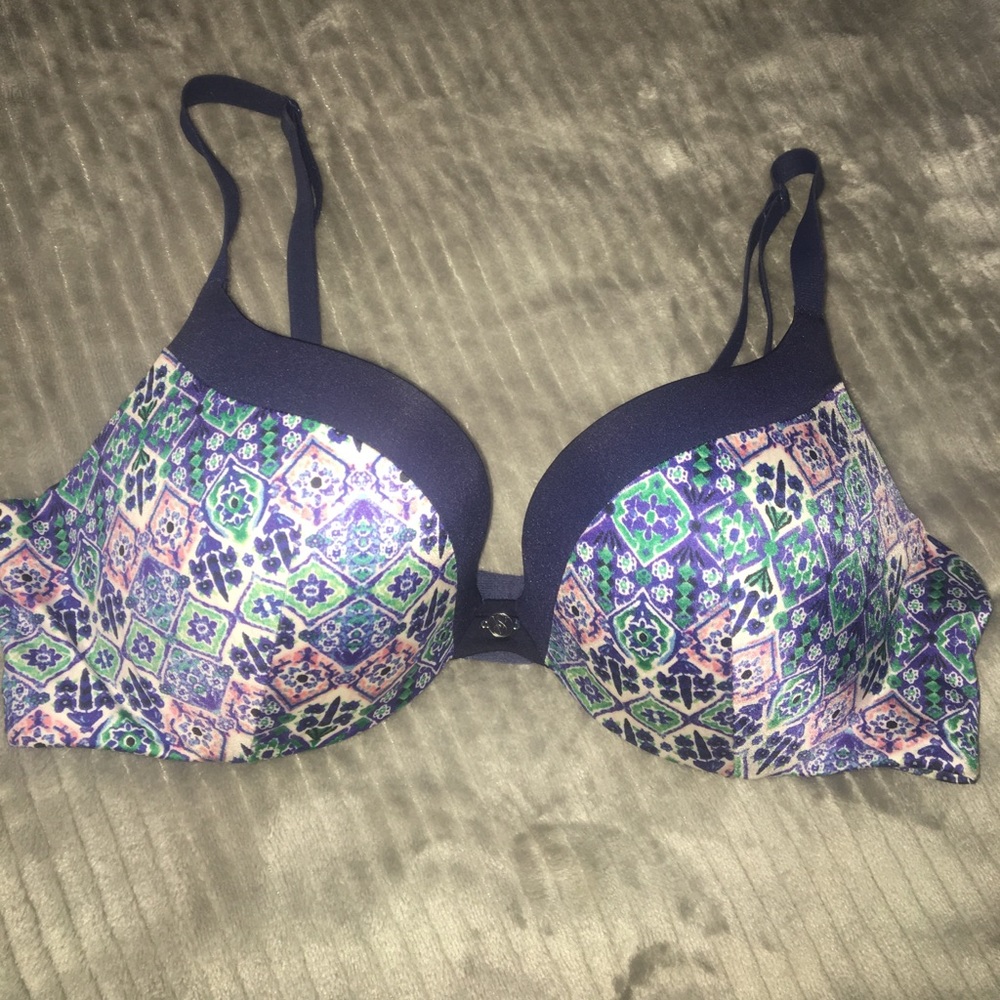 Victoria's Secret push up size 34B
