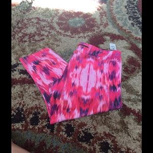 NWT Express Capri