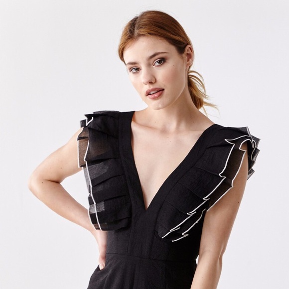 Kiss The Sky Ruffle Romper - Picture 3 of 8