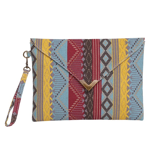 Aztec print clutch bag - Picture 3 of 8