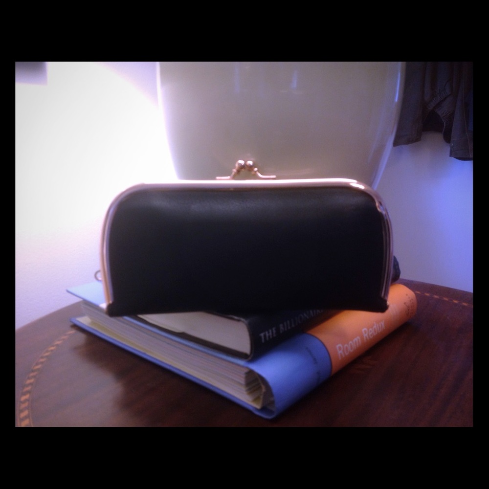 Petit Clutch