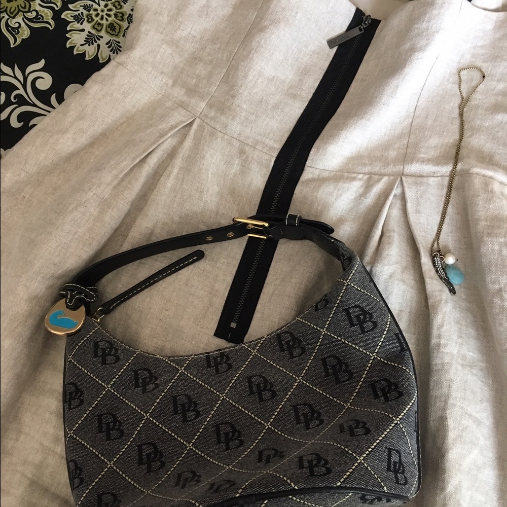 Small Dooney and Bourke Zip-Top Bag