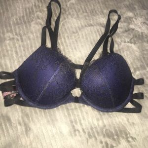 Victoria's Secret lace layered push-up bra