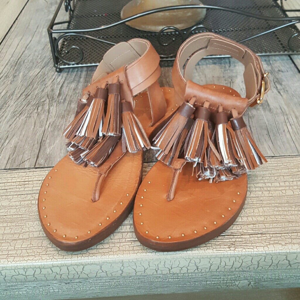 Sandals In like new condition. 100 percent leather