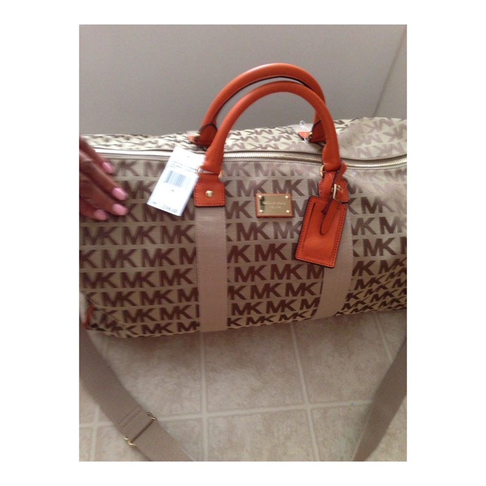 🔥Michael Michael Kors signature Webbing duffle🔥