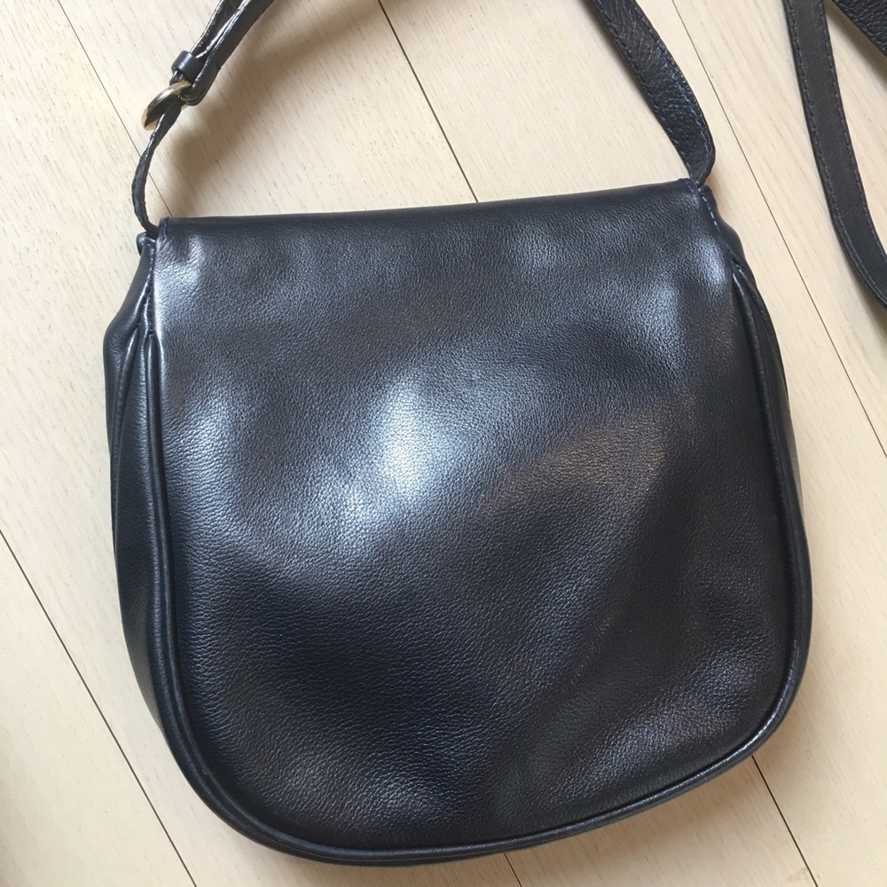 PM Editor Pick Vintage Bottega Cross Body Bag 💕 - Picture 4 of 5