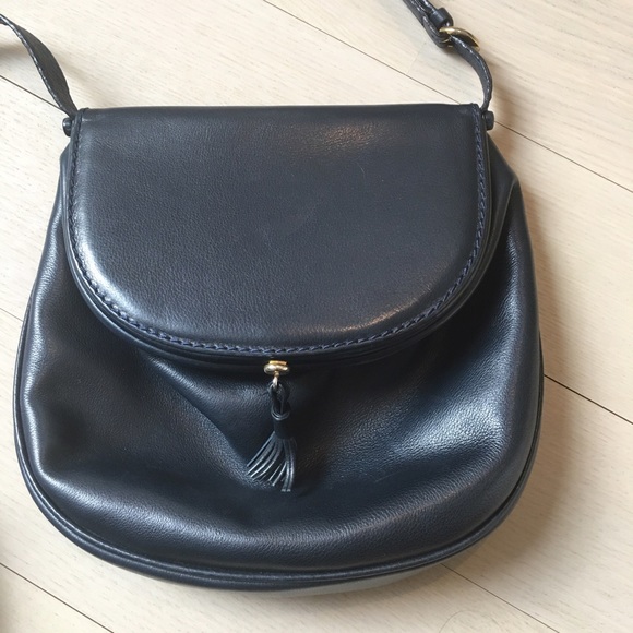 PM Editor Pick Vintage Bottega Cross Body Bag 💕 - Picture 3 of 5