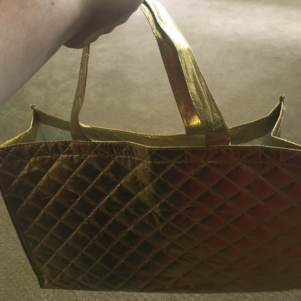 FREE WITH NEXT  PURCHASE Shiny gold bag 🙌🏻🙌🏻👑