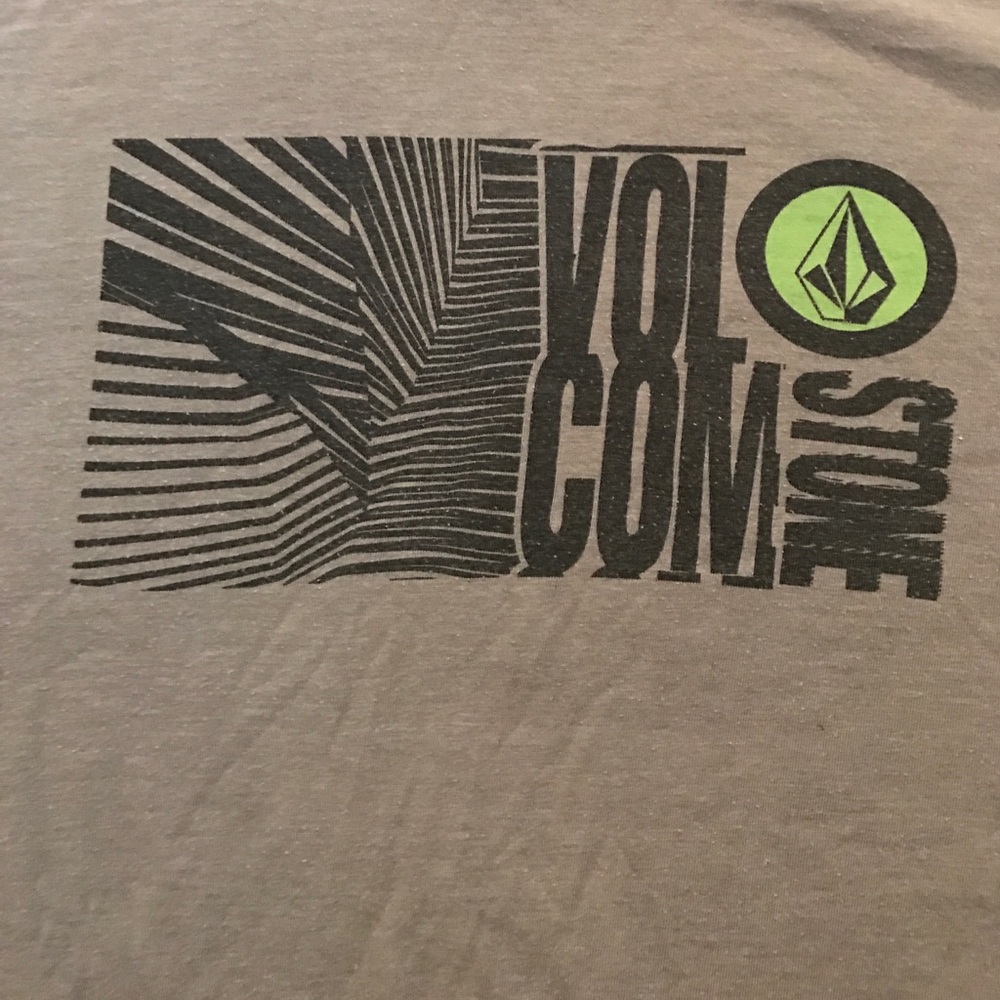 Volcom tee