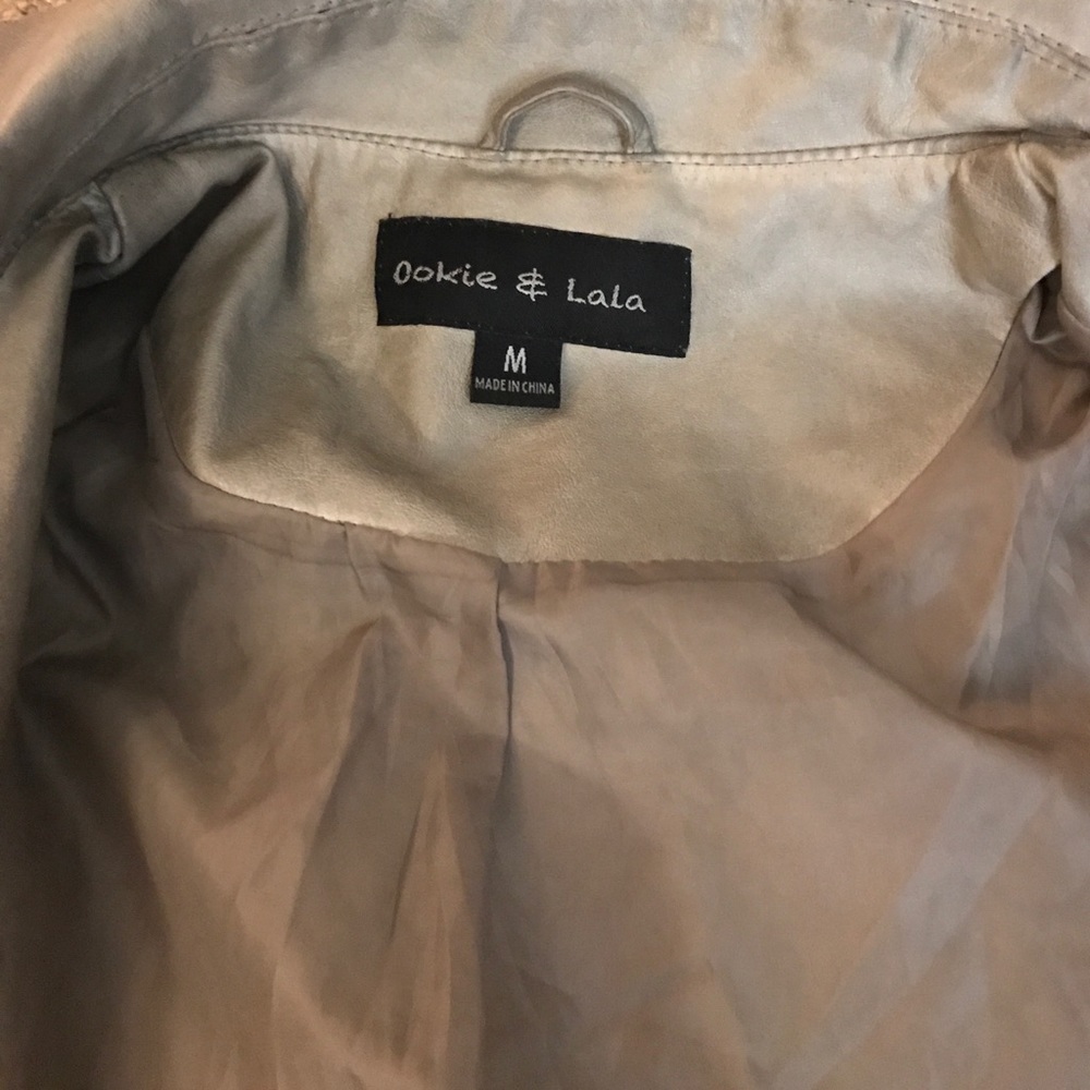 Leather jacket - Picture 3 of 3