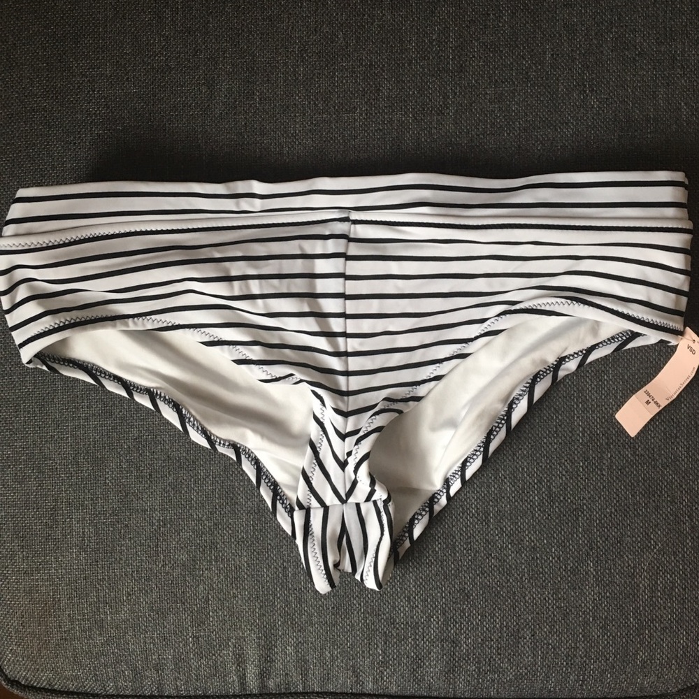 BNWT Victoria Secret Swim Cheeky Bikini Bottom