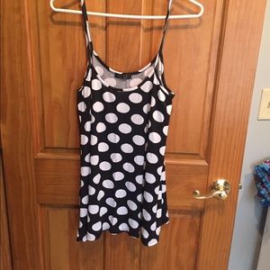Polka dot swing tank