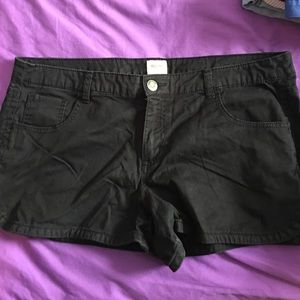 Mossimo black shorts