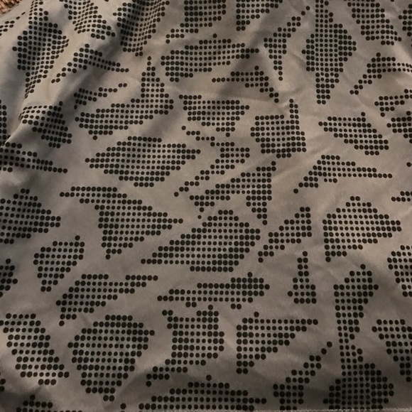 Basketball shorts - Picture 2 of 2