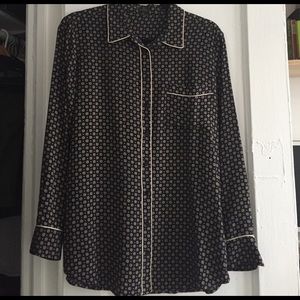 T. Babaton Aritzia pajama blouse