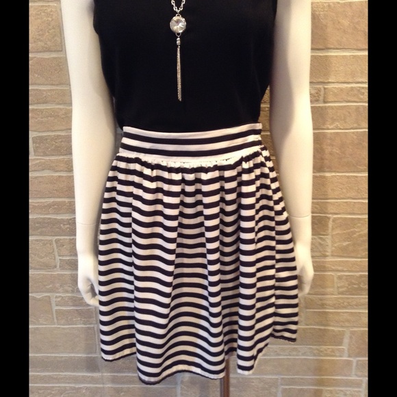 SOLD VIN! - Picture 2 of 2