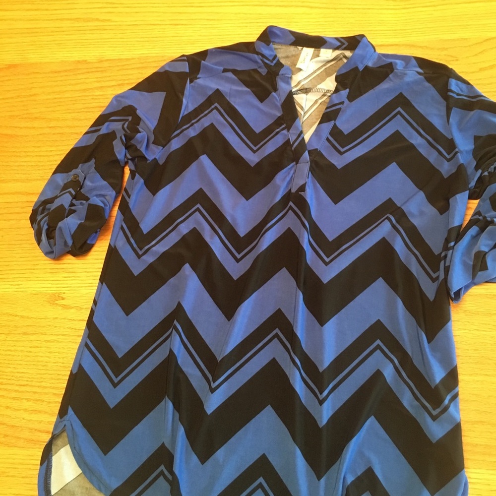 3/4 sleeve chevron top